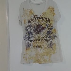 V neck T shirt says Sweet Alabama Country Girl